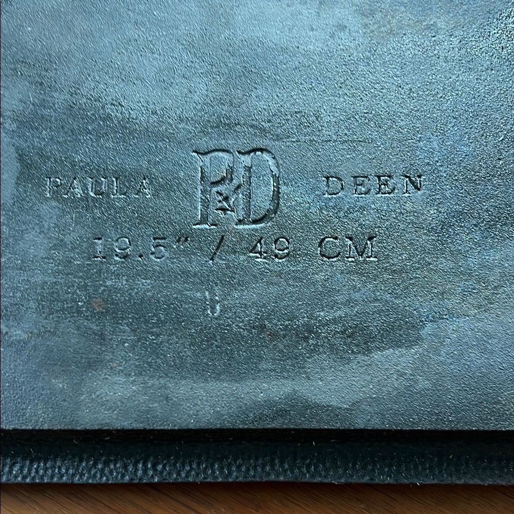 PAULA DEEN 19.5 INCH CAST IRON HAMMERED GRIDDLE P&D PAN SKILLET W/HANDLES
